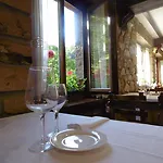 Logis Restaurante La Casa De Juansabeli Hotel 2*