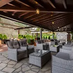 Logis Restaurante La Casa De Juansabeli Hotel