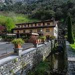 Logis Restaurante La Casa De Juansabeli Hotel 2*