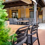 Logis Restaurante La Casa De Juansabeli Hotel Arenas De Cabrales