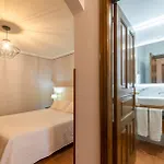 Hotel Logis Restaurante La Casa De Juansabeli Arenas De Cabrales