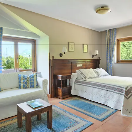 Hotel Logis Restaurante La Casa De Juansabeli