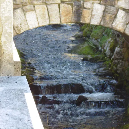 Logis Restaurante La Casa De Juansabeli